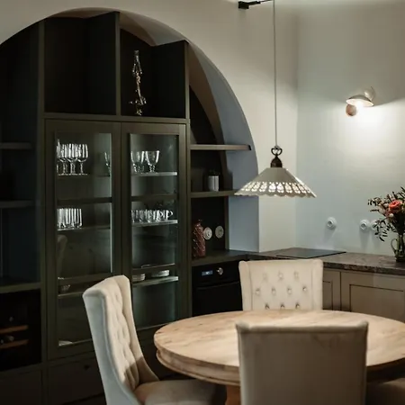 Clemar Hotel 4*