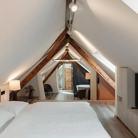 Clemar Hotel 4*